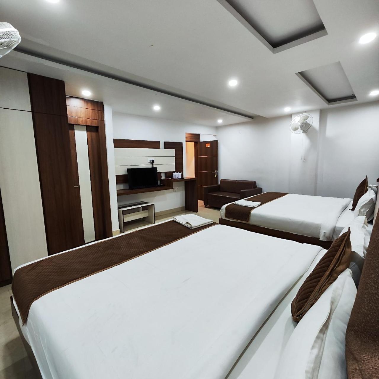 Hotel Rudraksha Inn Deoghar Eksteriør bilde